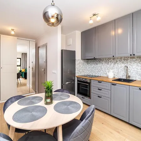 Pobookowane River View * غدانسك