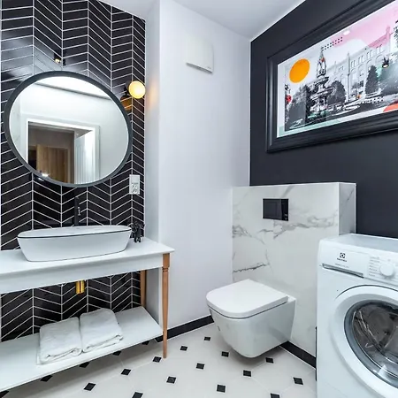 Pobookowane River View