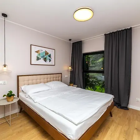 Pobookowane River View Apartment