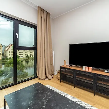 Pobookowane River View Apartment *