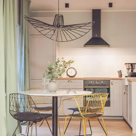 Pobookowane River View Gdańsk