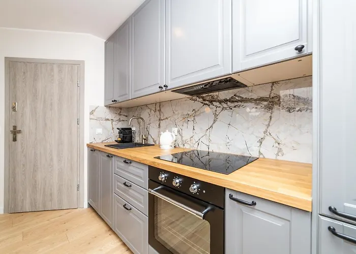 Pobookowane River View *