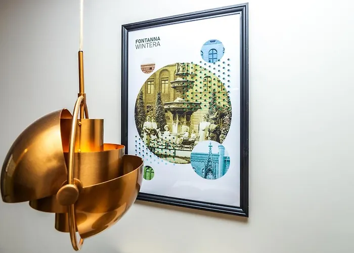 Pobookowane River View