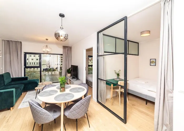 Pobookowane River View