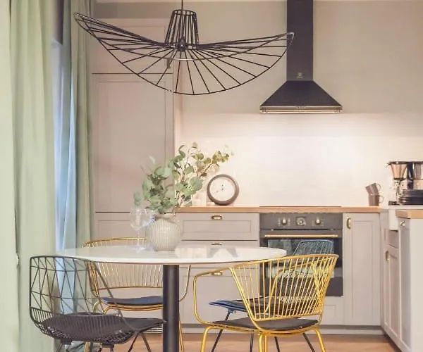 Pobookowane River View Gdańsk